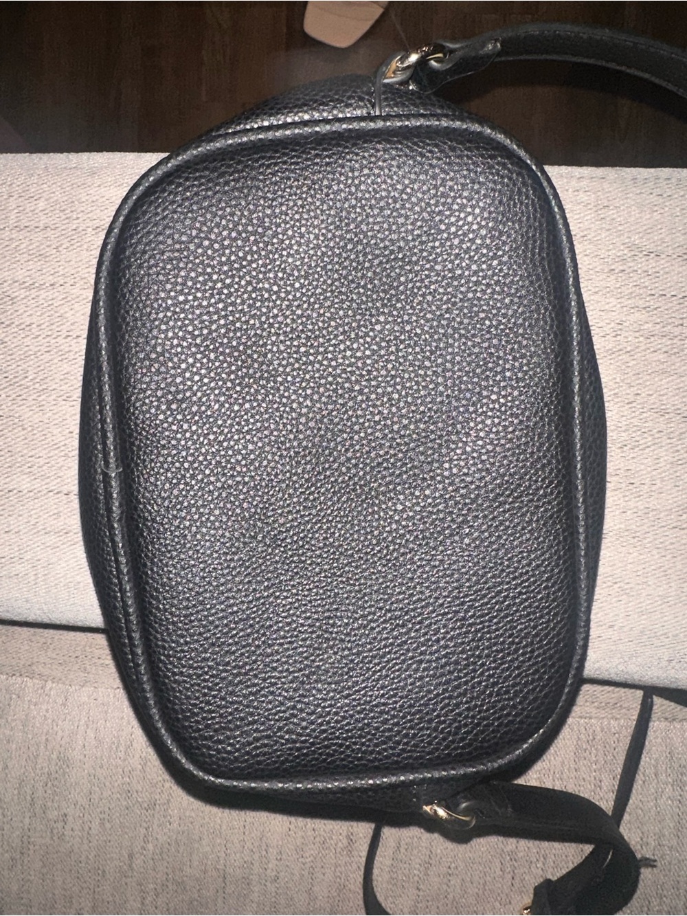 FASHION Black Pebbled Leather Crossbody with Double G Tassel - Picture 4 of 8